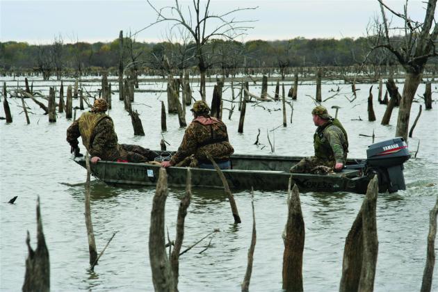 Texas duck hunters searched the lakes, rivers and bays for ducks this season and mostly found very few birds. It was a big-time disappointing season overall. Photo by Robert Sloan