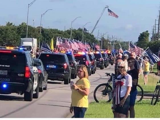 Southeast Texas residents gathered in August 2020 to honor Officer Yarbrough-Powell the day of her funeral 