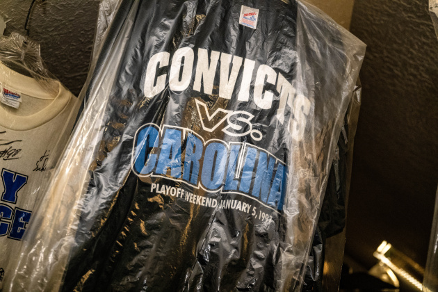 Convicts vs Cowboys T-shirt
